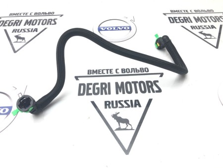 Трубка маслоохладителя нижняя \\ VOLVO S60 II, XC60, XC70 II \\ VOLVO (Original) 31368678