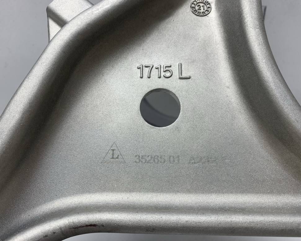 Рычаг передний левый \\ LEMFORDER 35265 01