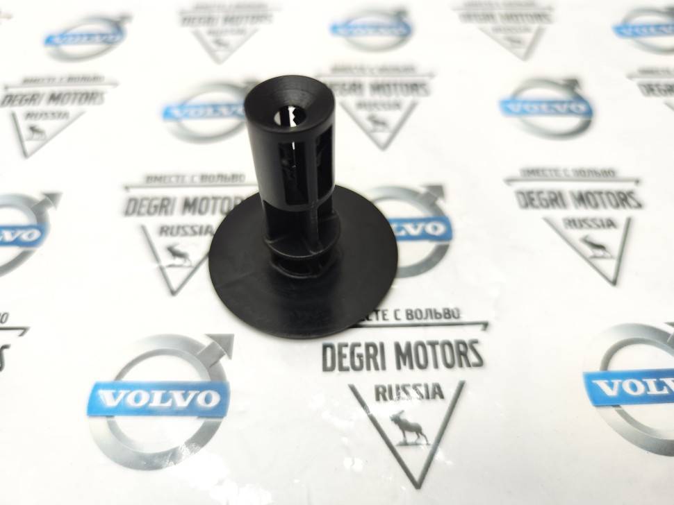 Зажим volvo \\ VOLVO 31670355