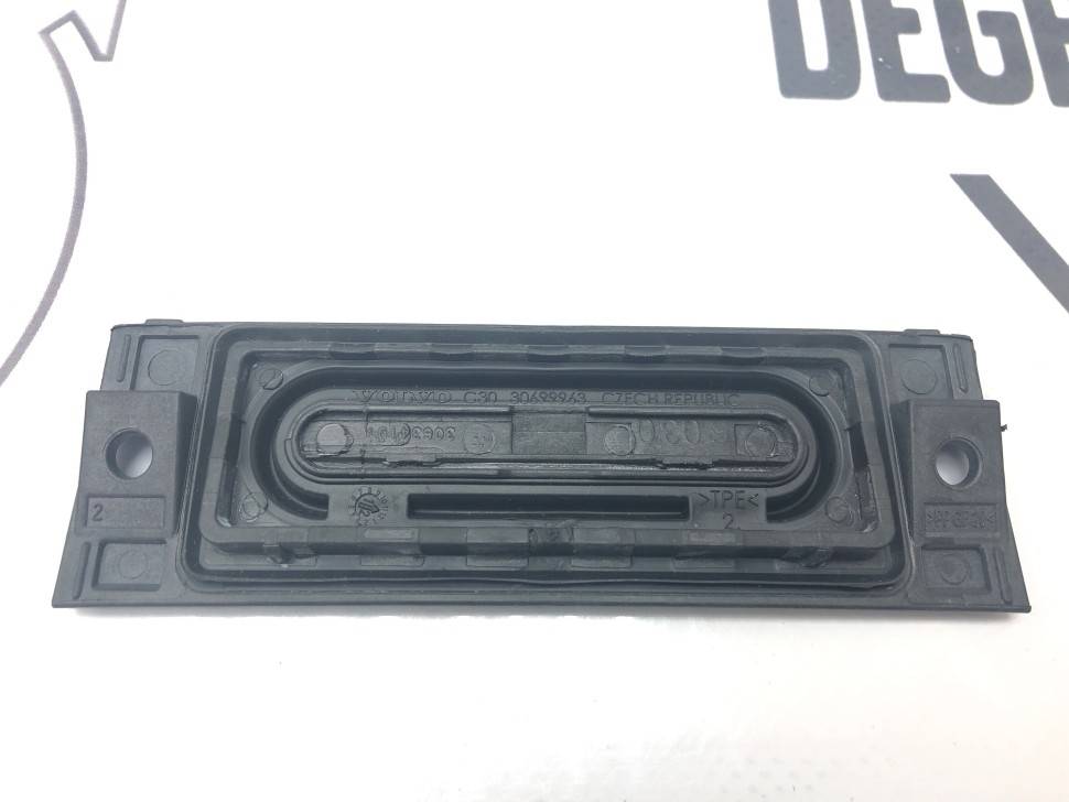 Накладка кнопки замка крышки багажника VOLVO C30 \\ VOLVO Original 30699963