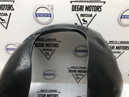 Подкрылок передний правый \\  VOLVO S40 II, V50 \\ GP-German Parts VO30678144