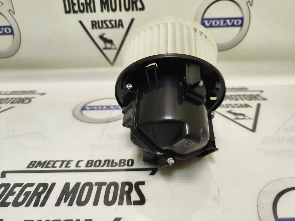 Мотор отопителя салона VOLVO S60 II, S80 II, XC60, XC70 II \\ с крыльчаткой \\ SWPARTS SW31291516