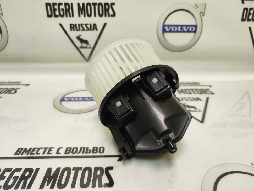 Мотор отопителя салона VOLVO S60 II, S80 II, XC60, XC70 II \\ с крыльчаткой \\ SWPARTS SW31291516