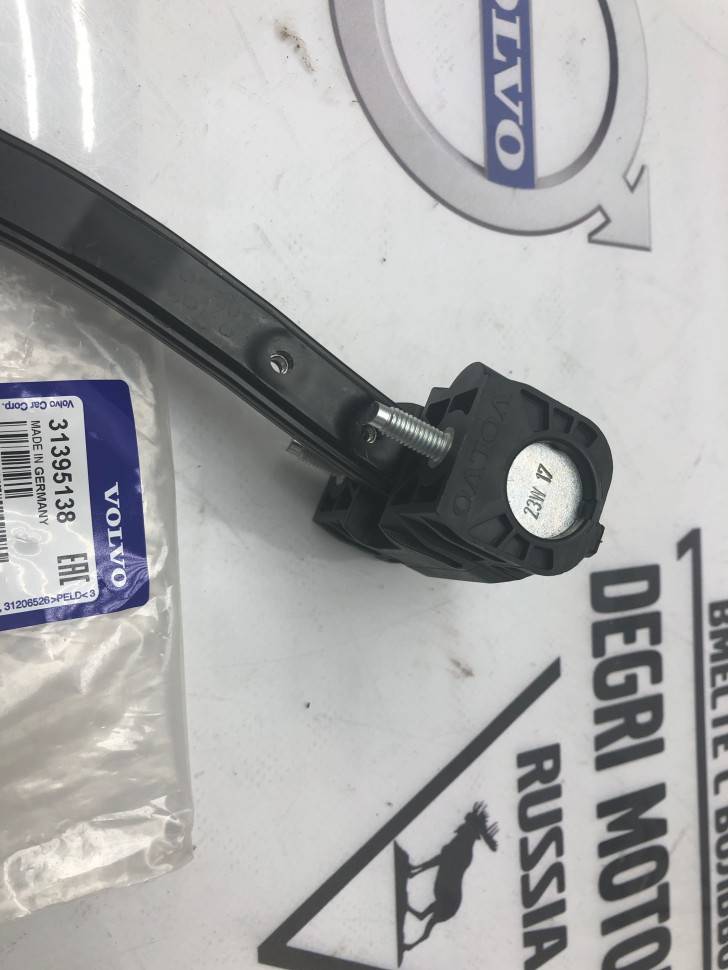 Ограничитель двери задней Volvo XC90 (2016-) \\ VOLVO Original 31395138