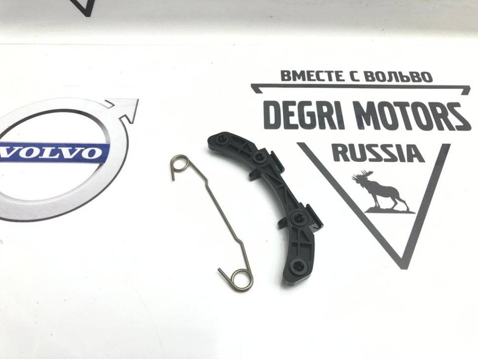 Крепление лючка бензобака \\ VOLVO S60, S80, V70, XC70, XC90 \\ GParts VO31265160