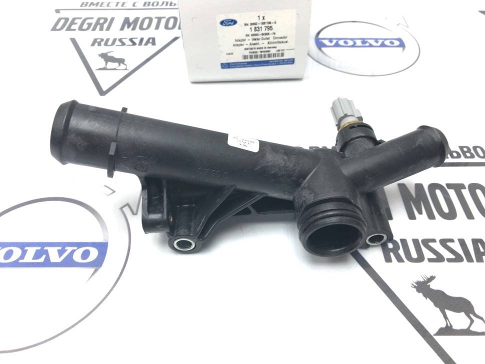 Фланец, адаптер патрубков охлаждения с датчиком \\ Ford Original 1831795