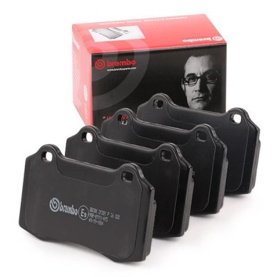 Колодки тормозные задние, комплект Volvo S60, V70 II \\ BREMBO P36020