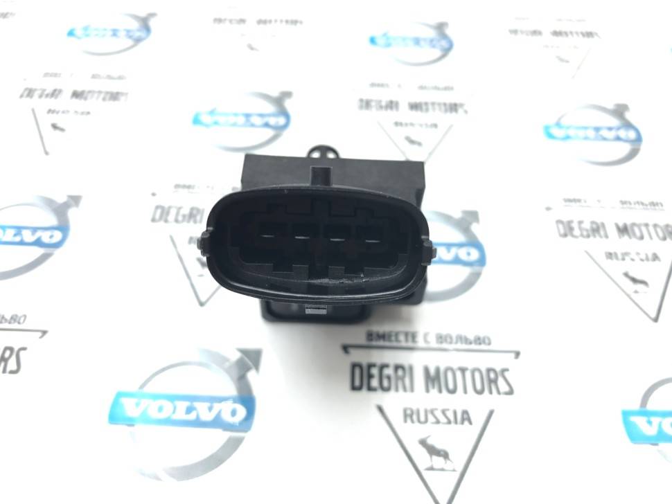 Датчик давления воздуха радиатора интеркуллера ​Volvo C30, C70 II, S40 II, V50, S60, S80, V70 II, XC70, XC90 \\ BOSCH 0 261 230 090