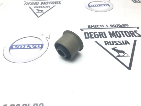 Сайлентблок верхнего рычага задней подвески Volvo S60, S80, V70 II, XC70, XC90 \\ LEMFORDER 29506 01