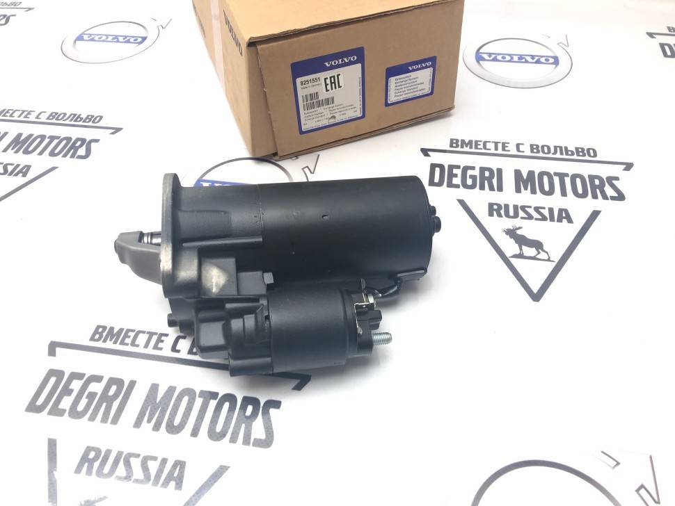 Стартер 1,4kW Вольво S60, S80, V70 II, XC70, XC90 \\ 5 цилиндров бензин \\ VOLVO Original 8251551