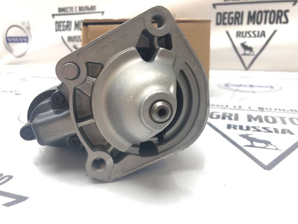 Стартер 1,4kW Вольво S60, S80, V70 II, XC70, XC90 \\ 5 цилиндров бензин \\ VOLVO Original 8251551