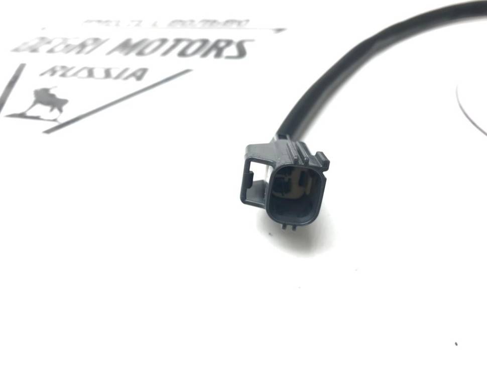 Патрон с проводом \\ VOLVO Original 8648296