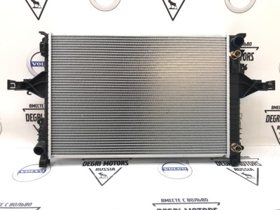 Радиатор охлаждения VOLVO S60, S80, V70, XC70 \\ КПП автомат \\ GP - German Parts VO36002407