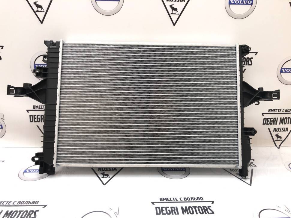 Радиатор охлаждения VOLVO S60, S80, V70, XC70 \\ КПП автомат \\ GP - German Parts VO36002407