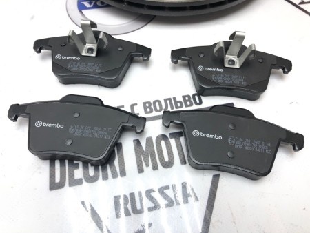 Задние тормозные диски и колодки Volvo XC90 16' \\ BREMBO