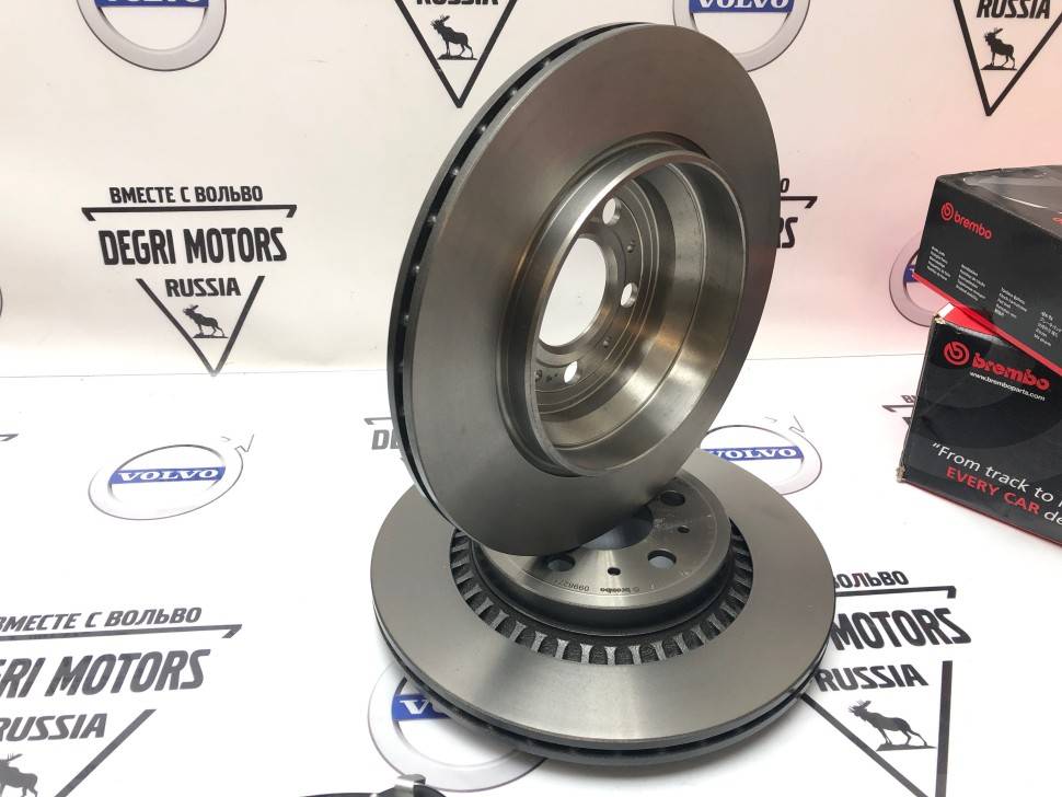 Задние тормозные диски и колодки Volvo XC90 16&#039; \\ BREMBO