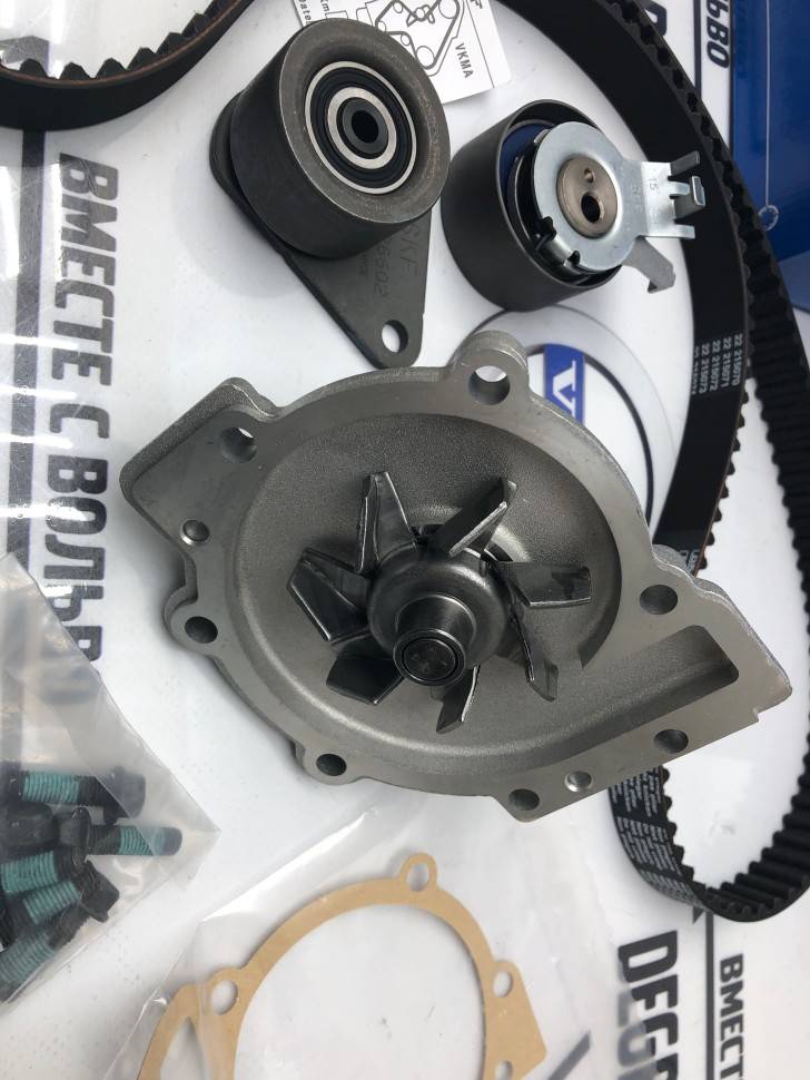 Ремкомплект грм с водяным насосом \\ SKF VKMC 06604