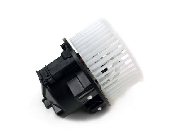 Мотор отопителя салона VOLVO S60 II, V60, S80 II, XC60, XC70 II \\ с крыльчаткой \\ LAND ROVER LR016627
