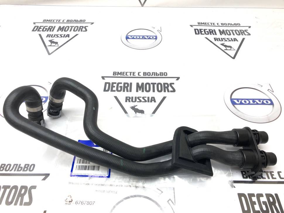 Патрубок системы охлаждения Вольво S60 II, XC 60, XC70 II, S80 II \\ VOLVO Original 31274927