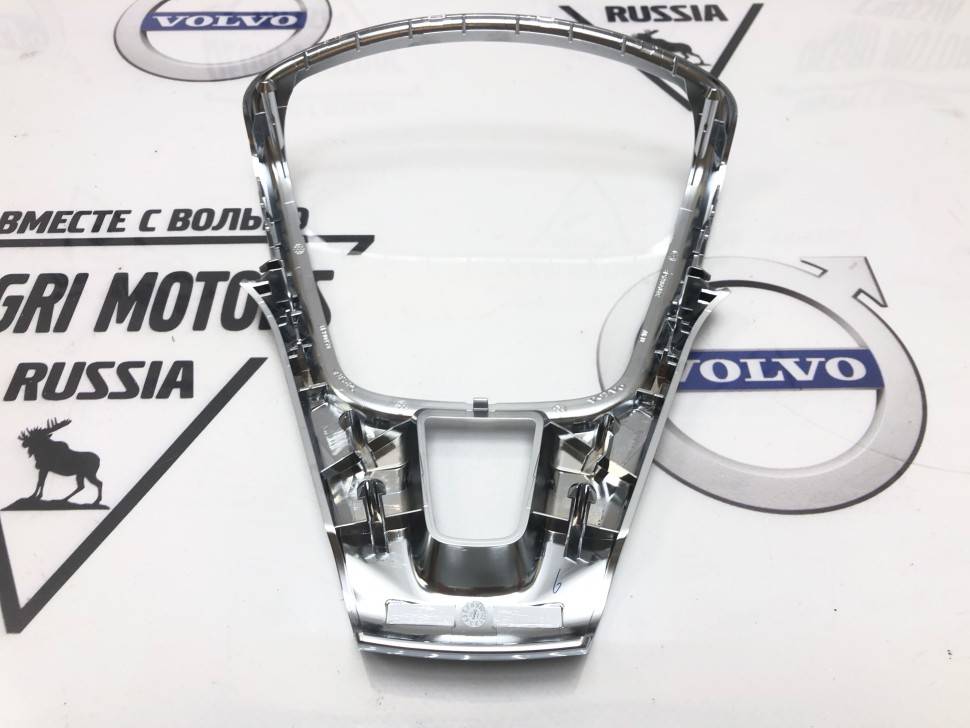 Накладка руля металлическая Вольво S60 II \\ VOLVO (Original) 31390459