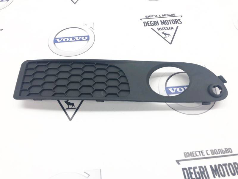 Решётка бампера левая п\парктроник Вольво S80 II \\ 2007-2013 \\ SWParts SW30744114