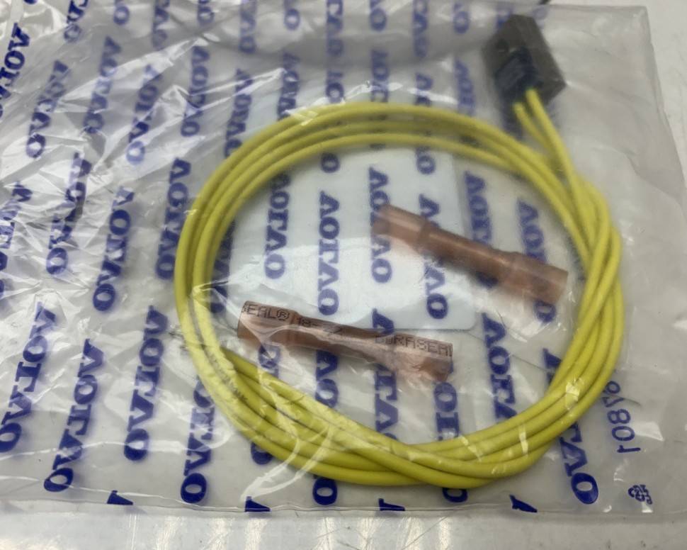 Термостат топливного подогревателя Вольво S60, S80, V70 II, XC70, XC90 \\ VOLVO Original 3730414