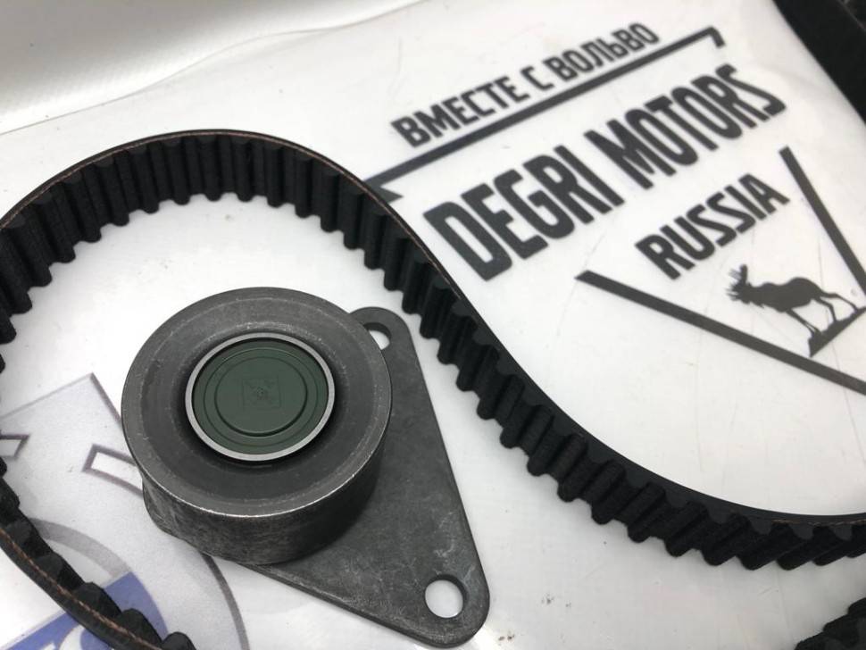 Ремонтный комплект ГРМ 5 цилиндров VOLVO S60, S80, V70 II, XC70, XC90 \\ c 2005 года \\ INA 530 0467 10