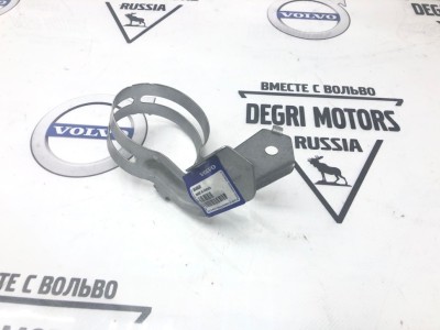 Кронштейн топливного фильтра Volvo S60, S80, V70 II, XC70, XC90 \\ VOLVO Original 8649630