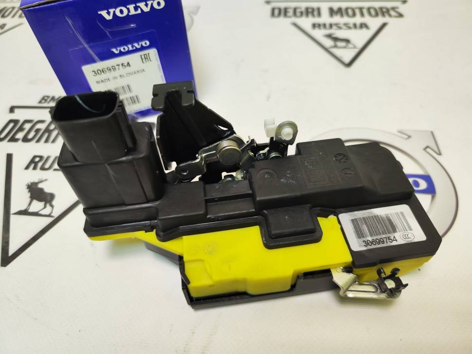 Замок двери задней левой Вольво S60 (-09), S80 (-06), V70 (00-08), XC70 (-07), XC90 \\ VOLVO (Original) 30699754
