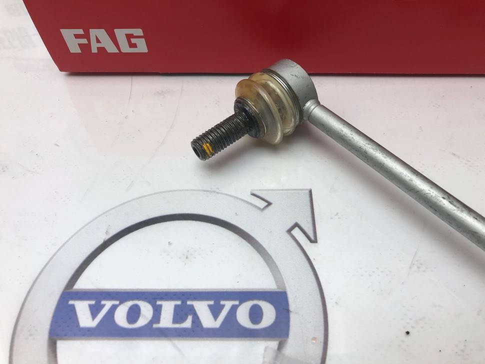 Стойка стабилизатора передняя \\ VOLVO S60, S80, V70 II, XC70, XC90 \\ FAG 818 0270 10