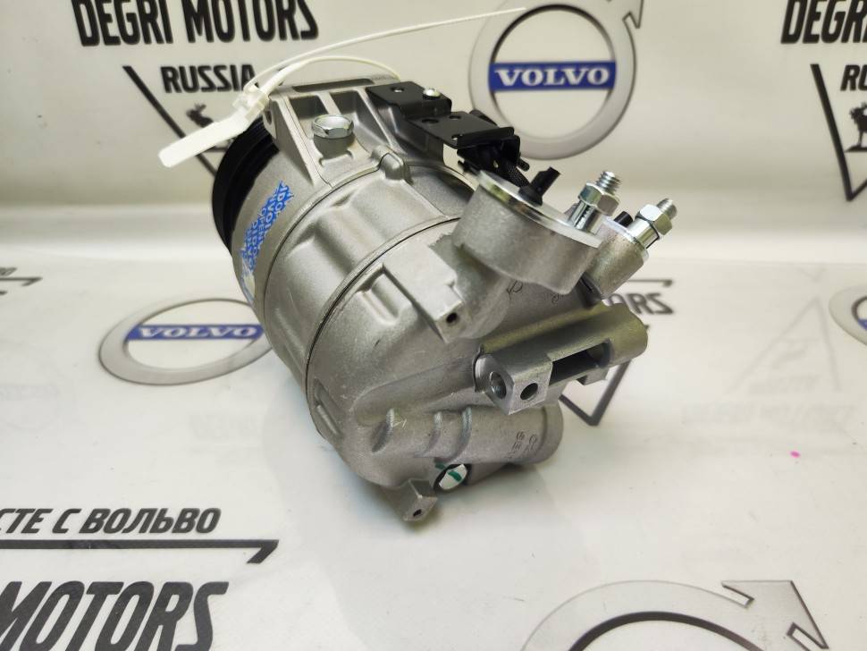 Компрессор кондиционера VOLVO S80 II, XC70 II, XC60 \\ NISSENS Дания 89350