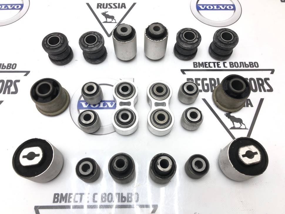Комплект сайлентблоков задней подвески Вольво ХС90 2003-2015 \\ Не оригинал 31277897-148830-148831