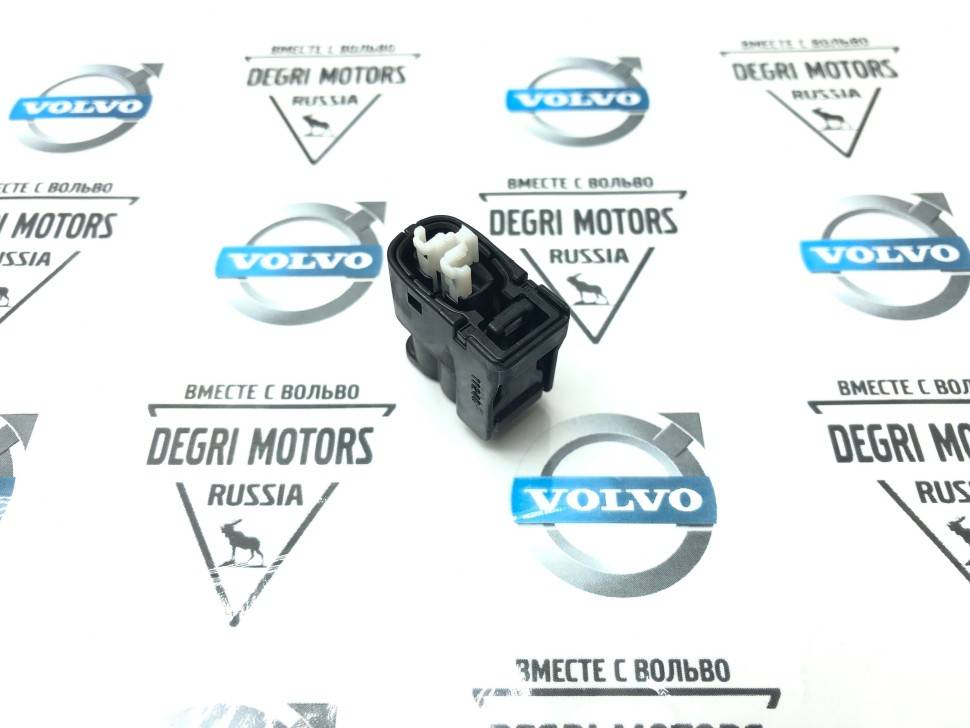 Корпус разъема Volvo S40, C30, S60, XC70, S80 II, XC90, S80 \\ Volvo Original 30728070