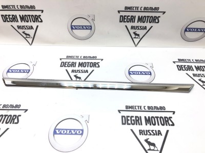 Молдинг двери задней правой (нижний хром) Вольво S80 II, S80L \\ VOLVO Original 30766948