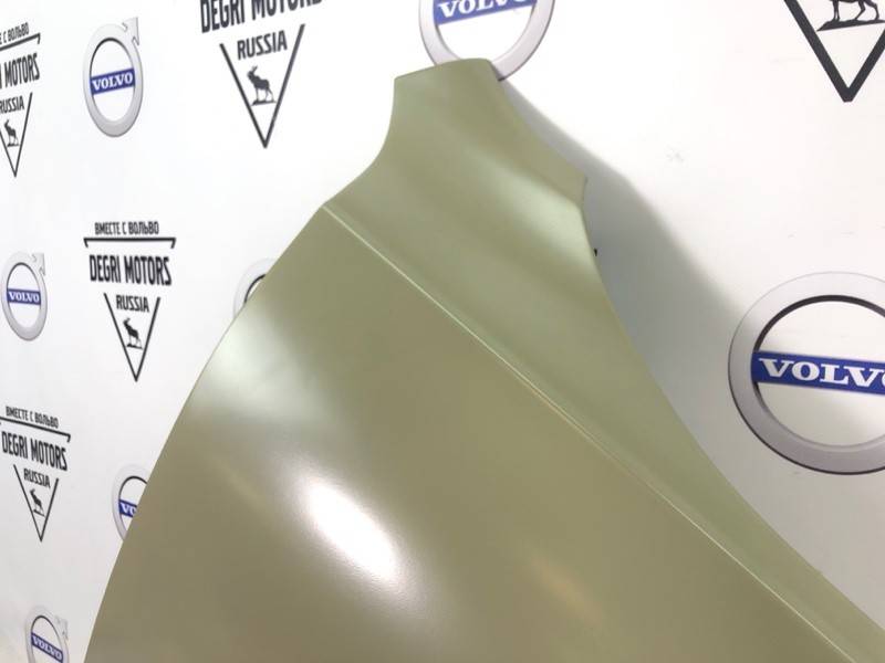 Переднее правое крыло Volvo S90 II \\ 2017- 2022 \\ SWParts (Тайвань, Китай) SW32277123