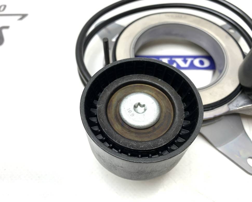 Натяжитель приводного ремня Вольво XC90 II \\ VOLVO Original 32312720