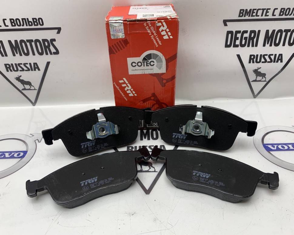 Колодки тормозные передние Вольво ХС60 \\ 2015-2017 \\ TRW GDB2146