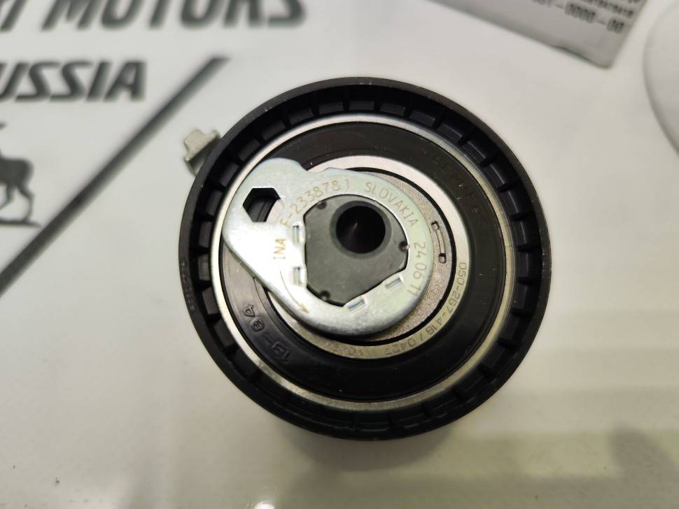 Ролик натяжителя ремня ГРМ VOLVO S40, S60, S70, S80, XC90 \\ INA Германия 531 0312 10