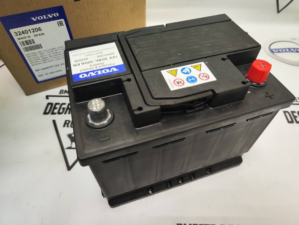 Аккумулятор 520А обратная полярность \\ 12V 60Ah 520A \\ VOLVO (Original) 32401206