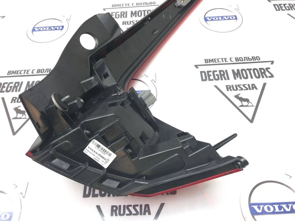 Фонарь задний левый Volvo V90 II, V90 CC \\ VOLVO Original 32293876