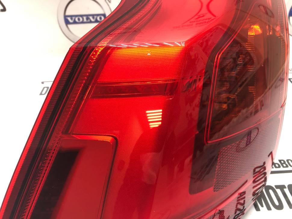 Фонарь задний левый Volvo V90 II, V90 CC \\ VOLVO Original 32293876