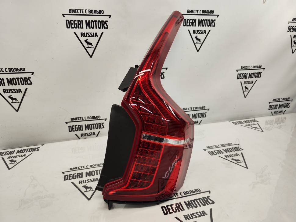Фонарь задний правый LED Volvo XC90 II \\ SW Parts SW31655916