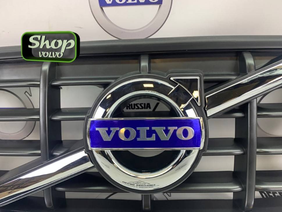 Решетка радиатора декоративная Вольво XC60 \\ 09-13 \\ SWParts SW31290999