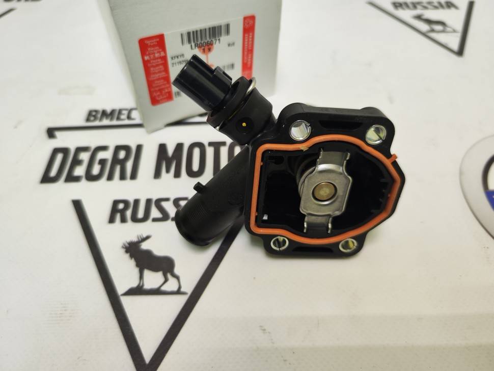 Термостат Land Rover FR2 3,2 Volvo S60 II, S80 II, XC70 II, XC60, XC90 \\ LAND ROVER LR006071