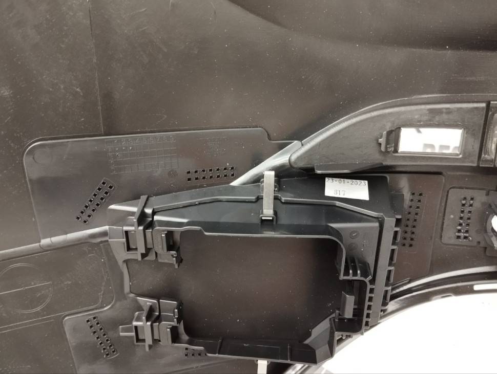 Бампер задний Volvo XC60 II \\ VOLVO Original 40002284