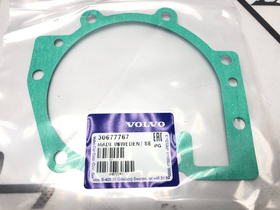 Водяной насос помпа системы охлаждения ​Volvo S60CC, S60 II, V60, S80 II, S90 II, V90 II, V40 II, V40CC, V60 II, V60CC, V70 III, XC70 II, V90CC, XC40, XC60 II, XC60, XC90 II \\ VOLVO Original 31368179