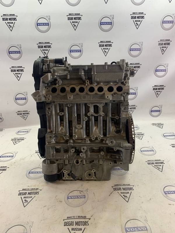 Двигатель B4204T11 ДВС S60 II, S80 II, XC60, XC70 II \\ в сборе, без навесного \\ Volvo Original 36011412