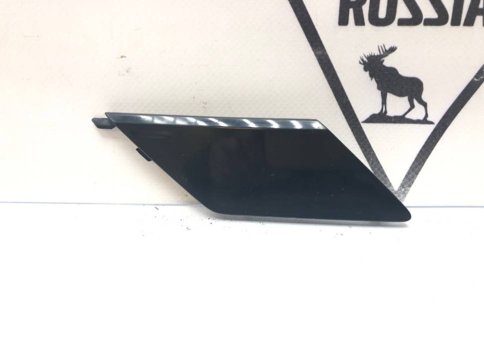 Заглушка буксировочного крюка заднего бампера Volvo XC60 II \\ VOLVO Original 39849034