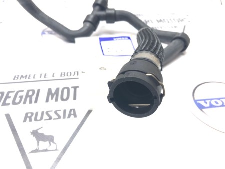 Патрубок бачка расширительного Volvo S60 II, V60, S80 II, V70 III \\ VOLVO Original 31274170