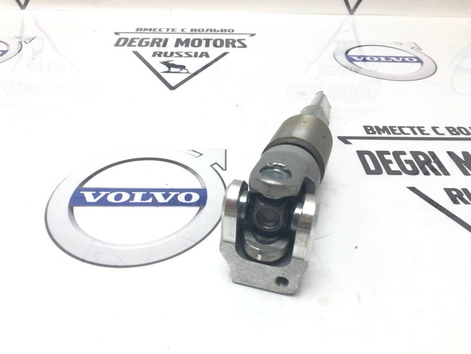 Рулевой карданчик VOLVO S60, V70, XC70, S80 \\ VOLVO Original 30741950